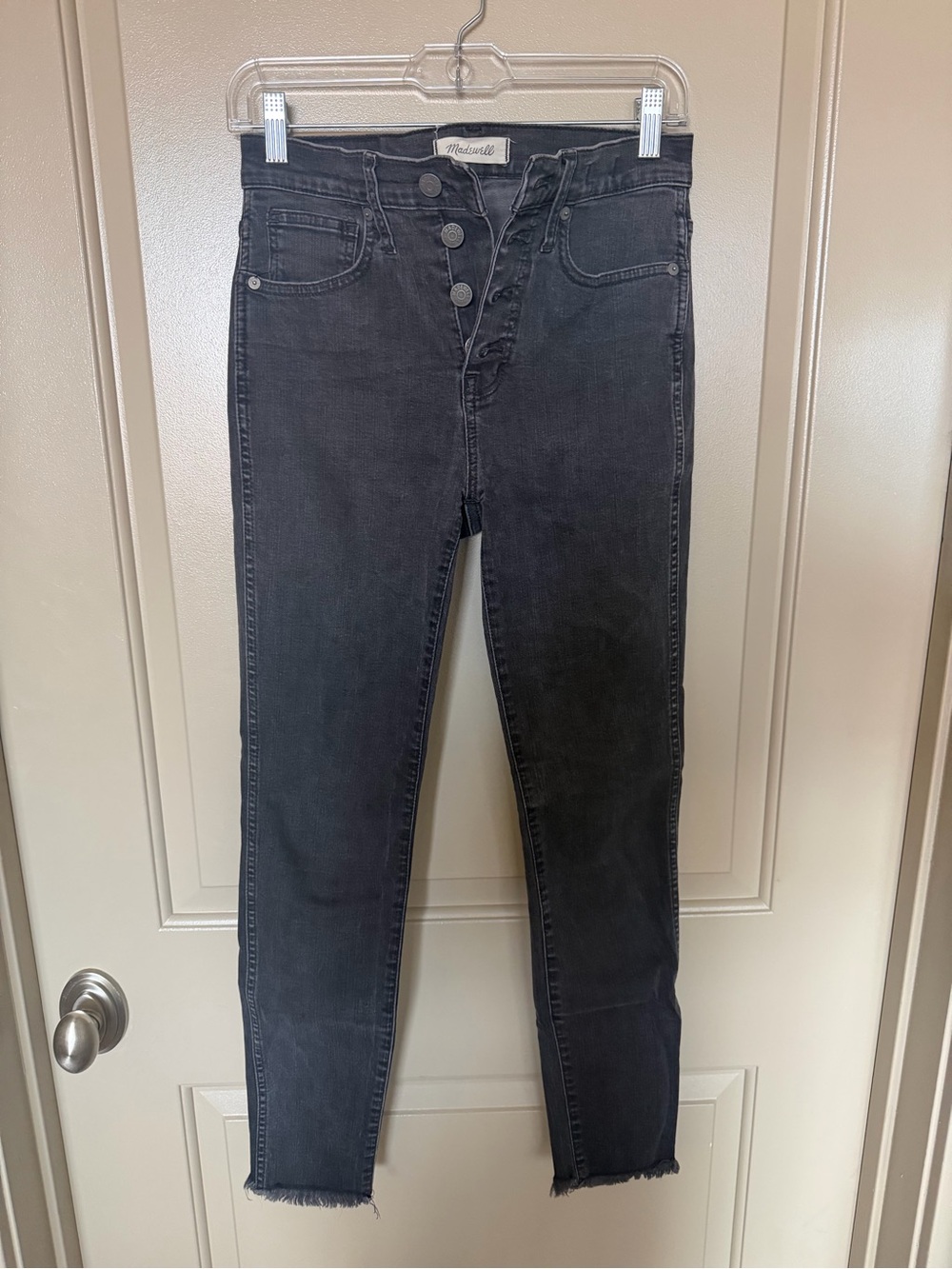 Madewell - High-Rise Skinny Button Jeans in Charcoal Black - Size 25